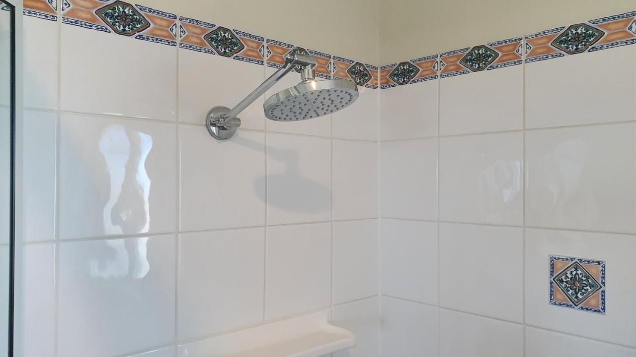 Dirranbandi Motor Inn Екстериор снимка